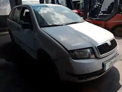 Sloopvoertuig SKODA                                              FABIA COMBI (6Y5)                                                                                                                                                                                                                                          D-ASY                                                                                                                                                                                                                                                      van het jaar 2002 aangedreven ASY