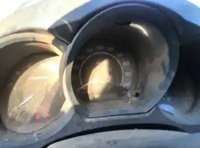 Scrapping Vehicle toyota hilux (kun) double cab 4x4 of the year 2001 powered 2kd