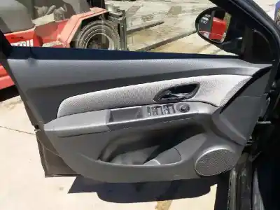 Veículo de Sucata chevrolet cruze lt do ano 2010 alimentado z20s1