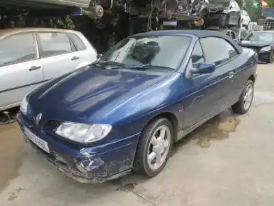 Scrapping Vehicle renault megane i cabriolet (ea0) 2.0 16v of the year 2001 powered 