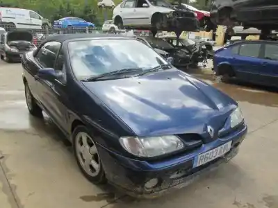 Scrapping Vehicle renault megane i cabriolet (ea0) 2.0 16v of the year 2001 powered 