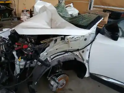 Veicolo di demolizione PEUGEOT 3008 Allure dell'anno 2001 alimentato BHZ