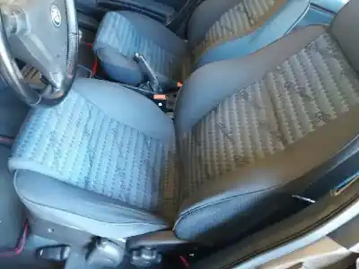 Здавання транспортного засобу alfa romeo                                         146                                                                                                                                                                                                                                                        1.9 jtd cat року 1999 потужний ar32302