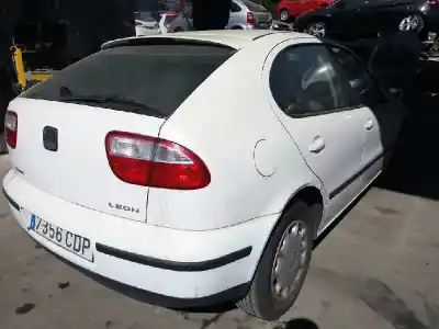 Здавання транспортного засобу seat leon (1m1) 1.4 16v року 2003 потужний bca
