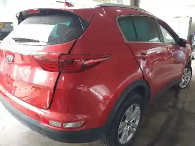 Veículo de Sucata kia sportage iv (ql, qle) 1.6 gdi do ano 2001 alimentado g4fd