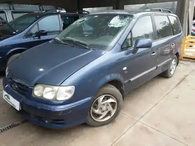 Scrapping Vehicle HYUNDAI TRAJET (FO) 2.0 CRDi GLS of the year 2004 powered D4EA