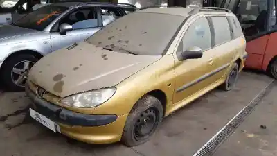 Veicolo di demolizione PEUGEOT 206 SW X-LINE dell'anno 2001 alimentato 8HX