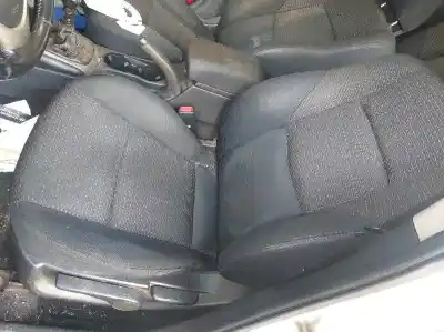 Scrapping Vehicle hyundai i30 classic of the year 2001 powered d4fb