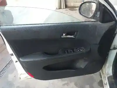 Scrapping Vehicle hyundai i30 classic of the year 2001 powered d4fb