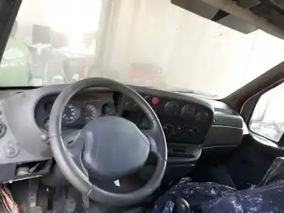 Veículo de Sucata iveco daily pr einzelkabine 35 s... radstand 3000 do ano 2001 alimentado 814043c