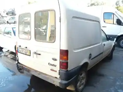 Vehicul casat ford fiesta courier (dx) familiar al anului 2001 alimentat 