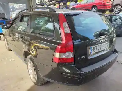 Veículo de Sucata volvo v50 familiar 1.6 d momentum do ano 2006 alimentado d4164t