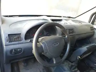 Veicolo di demolizione ford transit connect (tc7) furgón (2006->) dell'anno 2001 alimentato r3pa