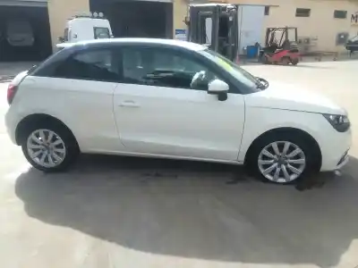 Здавання транспортного засобу audi a1 (8x) attraction року 2014 потужний cayb