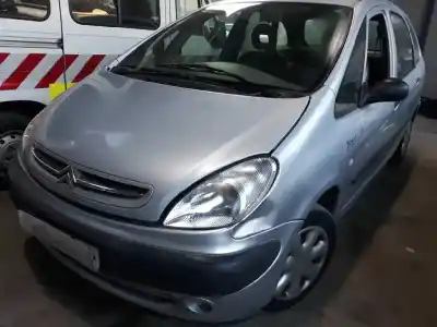 Vehículo de desguace CITROEN XSARA PICASSO 2.0 HDi del año 2001 con motor RHY