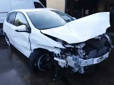 Veículo de Sucata toyota auris feel  116 cv / 85 kw do ano 2001 alimentado 8nr