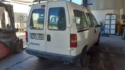 Veicolo di demolizione PEUGEOT EXPERT KASTEN STANDARD Básico dell'anno 2001 alimentato 