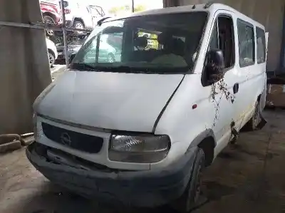 Veículo de Sucata OPEL MOVANO Combi corto 2.8t 80 CV / 59 KW do ano 2001 alimentado D-S9W 87