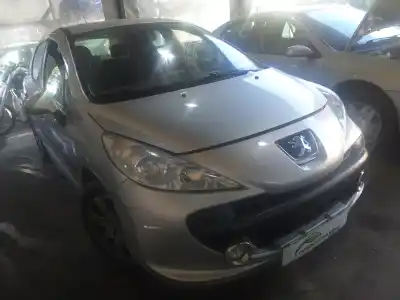 Veículo de Sucata peugeot 207 sport do ano 2008 alimentado 5fw