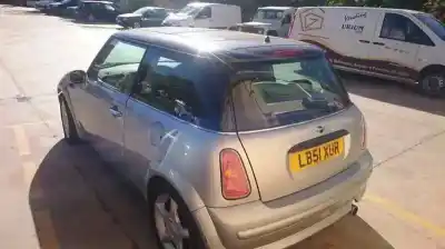 Scrapping Vehicle mini mini (r50, r53) cooper of the year 2001 powered w10b16a