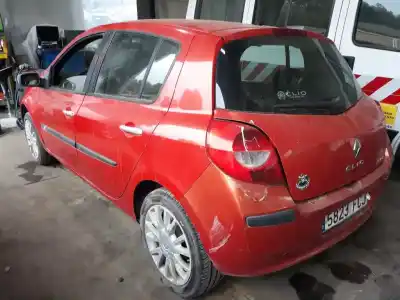 Veicolo di demolizione renault clio iii confort dynamique dell'anno 2006 alimentato k9k766