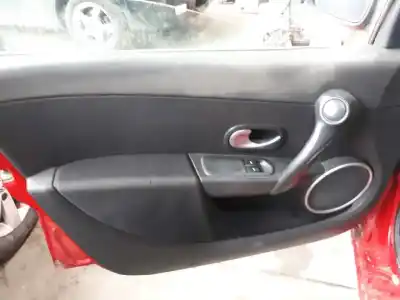 Veicolo di demolizione renault clio iii confort dynamique dell'anno 2006 alimentato k9k766