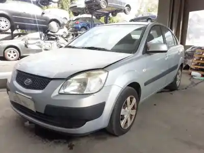 Veicolo di demolizione kia rio ii (jb) 1.4 16v dell'anno 2006 alimentato g4ee