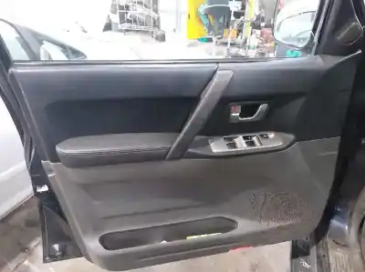 Здавання транспортного засобу mitsubishi montero (v60/v70) 3.2 di-d avance року 2003 потужний 4m41