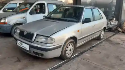 Veículo de Sucata SKODA FELICIA BERLINA ( 791) GLX do ano 1998 alimentado G781.136M