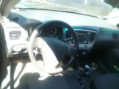 Scrapping Vehicle kia rio ii (jb) 1.4 16v of the year 2005 powered g4ee