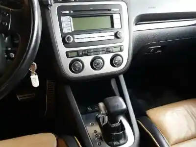 Veículo de Sucata volkswagen eos (1f7) 2.0 tdi do ano 2001 alimentado bmm