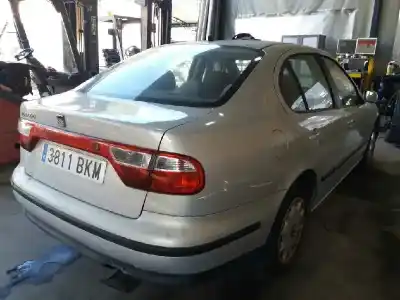 Veículo de Sucata seat toledo (1m2) signo do ano 2001 alimentado akl