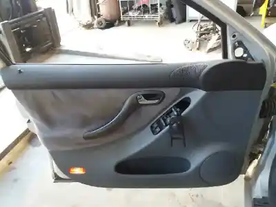 Veículo de Sucata seat toledo (1m2) signo do ano 2001 alimentado akl