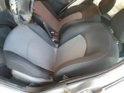 Veicolo di demolizione peugeot 206 sw x-line dell'anno 2004 alimentato 8hx