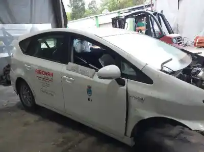 Veicolo di demolizione TOYOTA PRIUS (NHW30) Plug-in Hybrid Advance dell'anno 2001 alimentato 