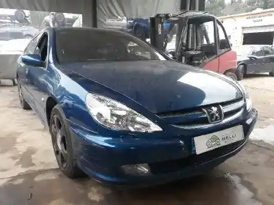 Sloopvoertuig peugeot 607 (s1) pack van het jaar 2001 aangedreven 4hx