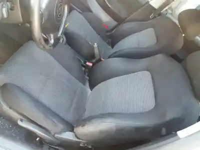 Здавання транспортного засобу seat leon (1m1) 1.9 tdi року 2002 потужний alh