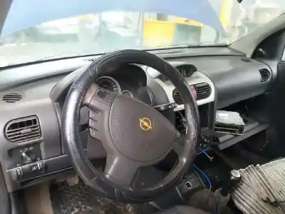 Здавання транспортного засобу opel corsa c furgoneta/hatchback (x01) 1.2 16v (f08, w5l) року 2003 потужний z12xe