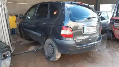 Veículo de Sucata renault scénic i monospace (ja0/1_, fa0_) 1.9 dti (ja1u) do ano 2001 alimentado f9q744