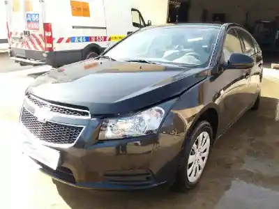 Sloopvoertuig chevrolet cruze lt van het jaar 2001 aangedreven z20s1