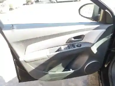 Sloopvoertuig chevrolet cruze lt van het jaar 2001 aangedreven z20s1