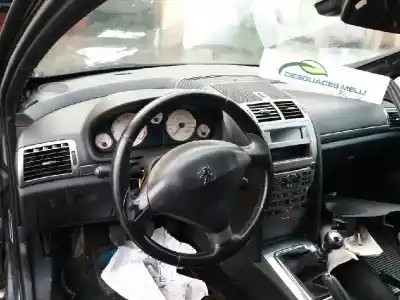 Veículo de Sucata peugeot 407 st sport do ano 2001 alimentado rhr