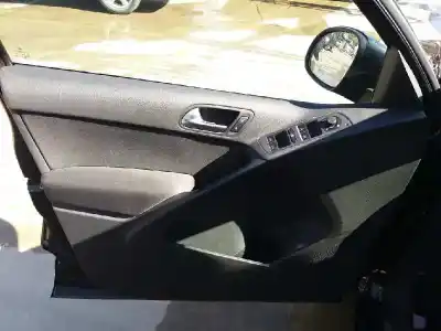 Vehicul casat volkswagen tiguan (5n2) t1 bluemotion al anului 2001 alimentat cffb