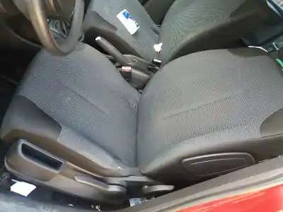 Veículo de Sucata citroen c4 berlina lx do ano 2008 alimentado 9hx