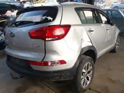 Vehicul casat kia sportage concept 4x2 al anului 2001 alimentat d4fd