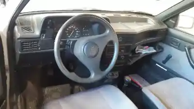 Vehicul casat opel kadett e ls berlina al anului 2001 alimentat 13s