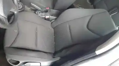 Veículo de Sucata peugeot 308 confort do ano 2010 alimentado 9hx