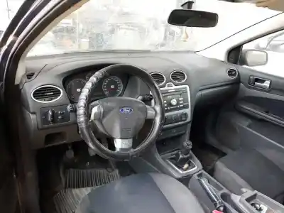 Veículo de Sucata ford focus berlina (cap) sport do ano 2005 alimentado hxda