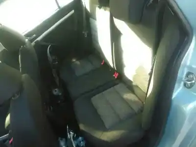 Здавання транспортного засобу skoda octavia combi (1z5) trend року 2001 потужний d-bxe