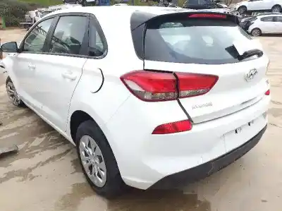 Veículo de Sucata hyundai i30 cw (pd) trend do ano 2001 alimentado g3lc